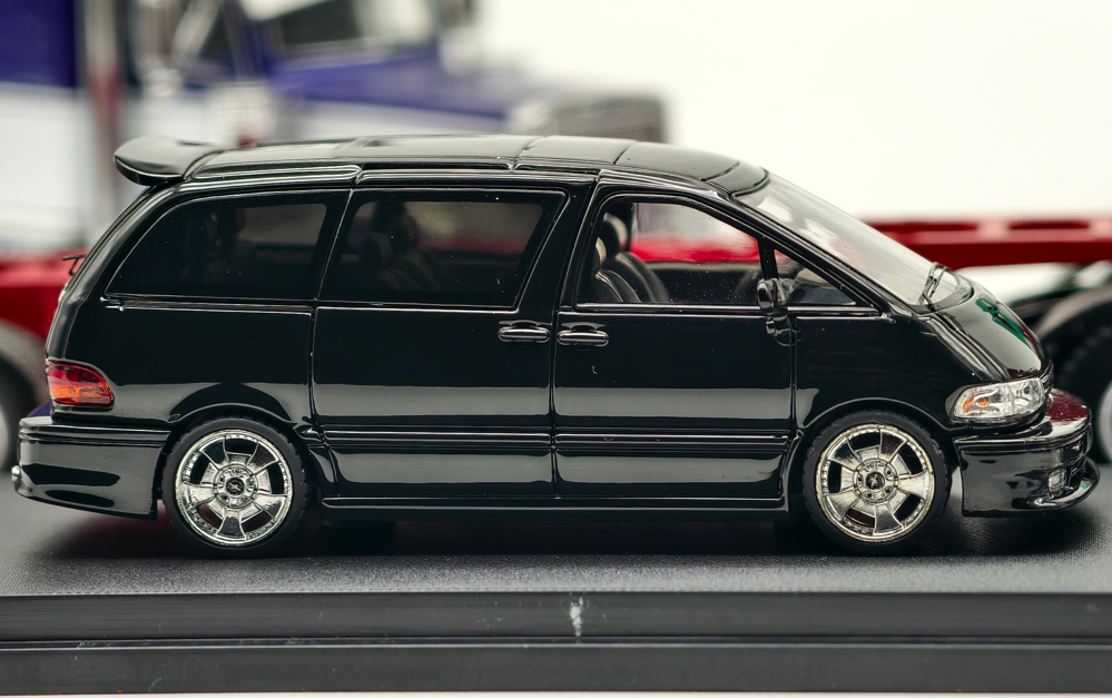 Toyota Previa Black