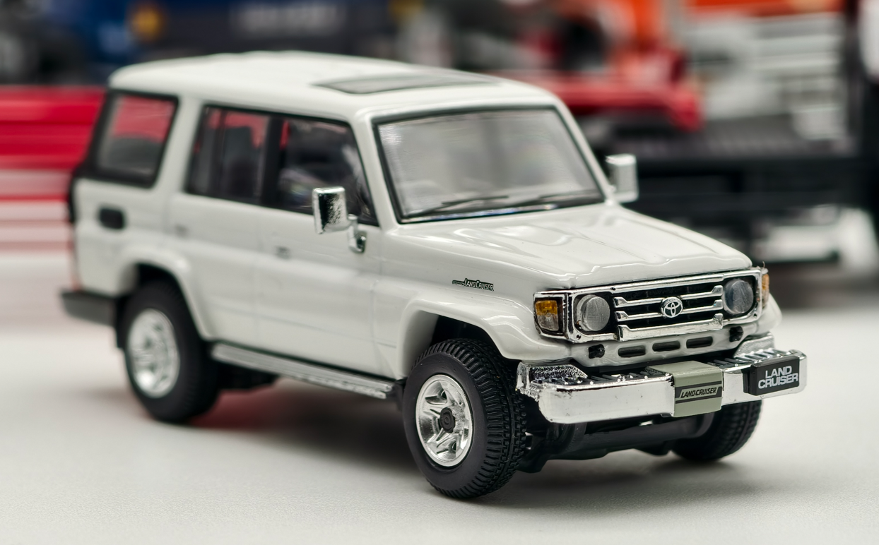 Toyota Land Cruiser 70