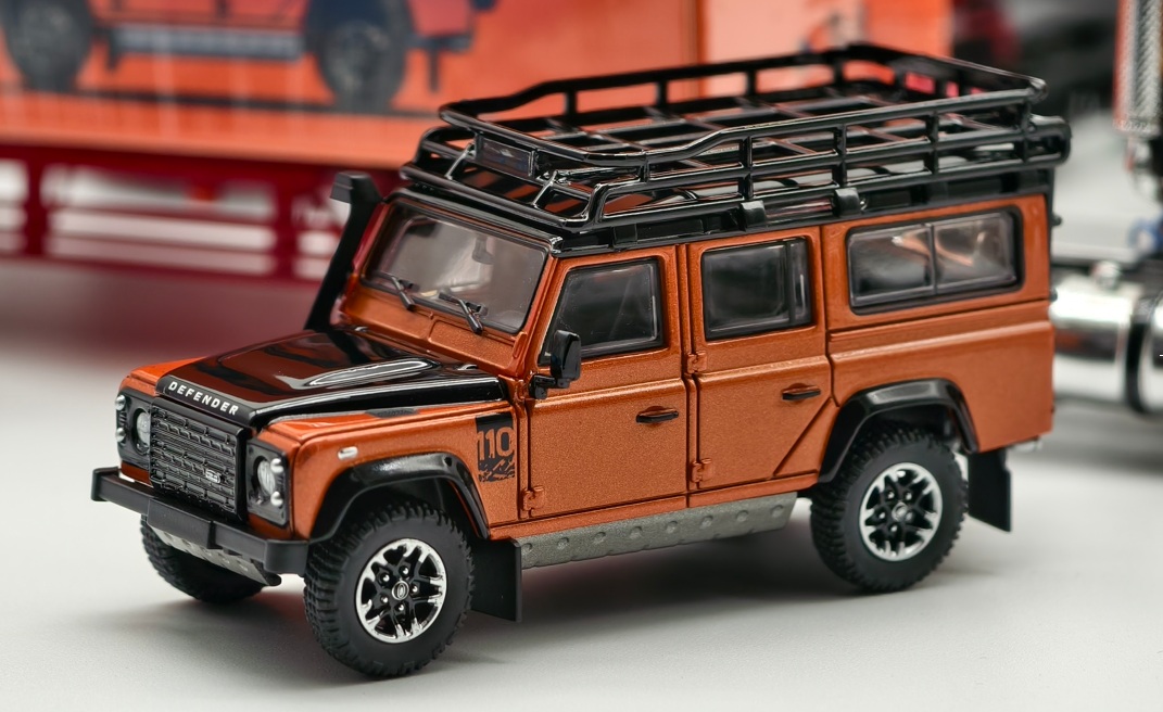 Land Rover Defender 110