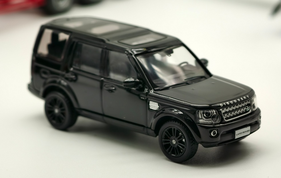 Land Rover Discovery Black
